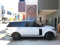 Black out White Range Rover - spray painting and custom painted car parts by Immersion Imaging, North Brisbane. Dipit Kustoms Mick Jones.